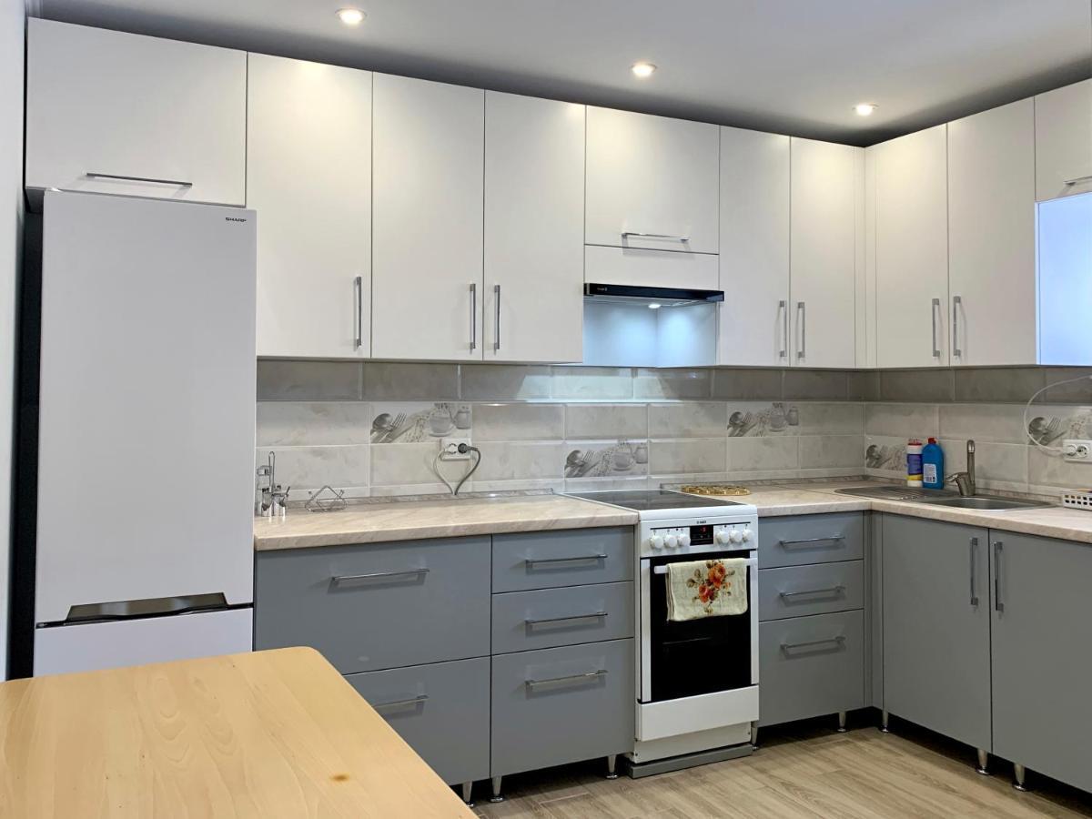 Underhills House Apartment Yaremche Bagian luar foto