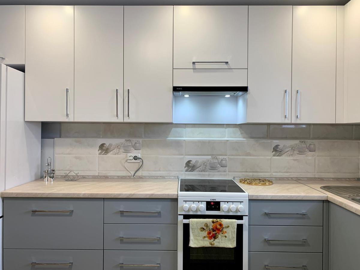Underhills House Apartment Yaremche Bagian luar foto