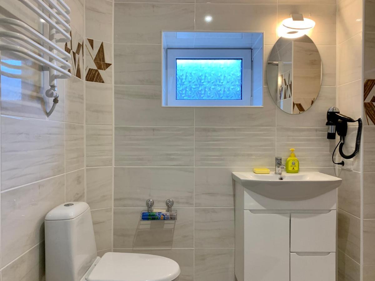 Underhills House Apartment Yaremche Bagian luar foto